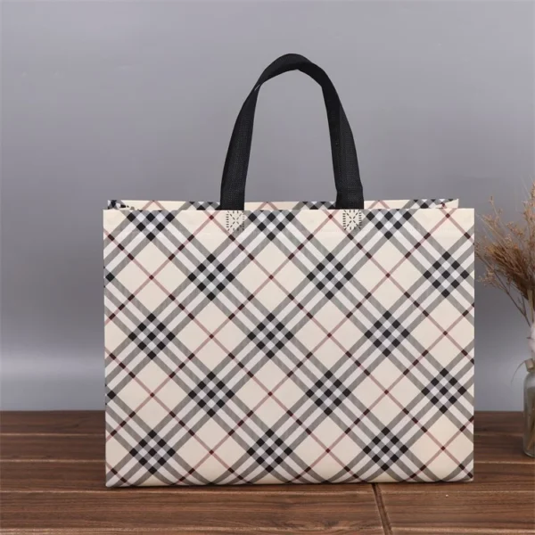 Large Capacity Tote Bag