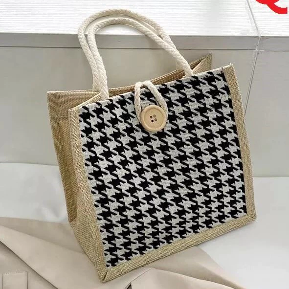 my-11134207-7r98t-lq2us08b8dsl2d.webp Tote Bag